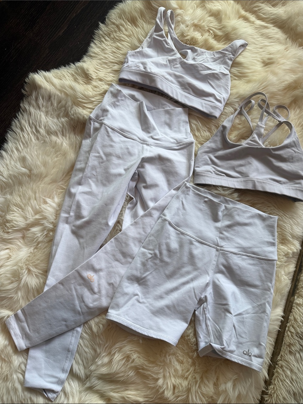 ALO Yoga White Leggings with Subtle Logo